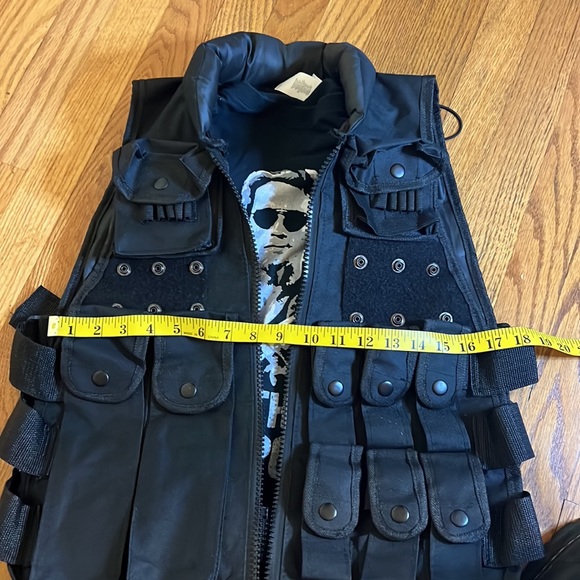 Faux Bullet Proof Molle Vest with Snaps, Clips & Velcro. No working zipper. - Picture 10 of 13